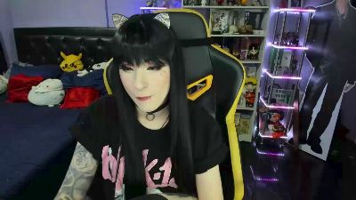 Yummypink webcam model stream image