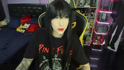 Yummypink webcam model stream image