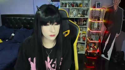 Yummypink webcam model stream image