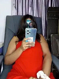 Queenniaa webcam model stream image