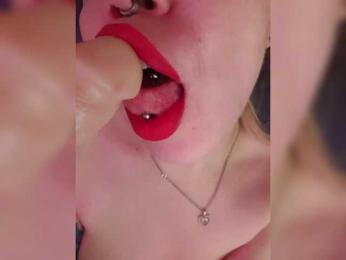 ElaIzza webcam model stream image