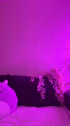 Sugarmagenta webcam model stream image