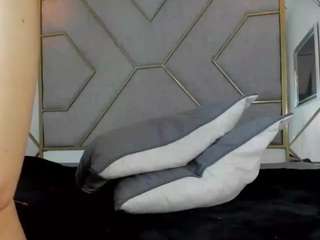 engelth97 webcam model stream image