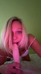 Aurelkat webcam model stream image