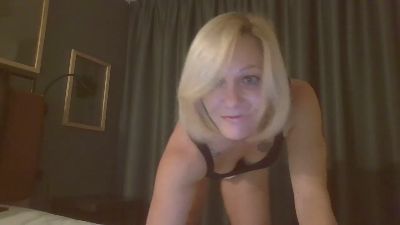 Aurelkat webcam cam4 model stream image