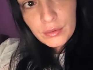 britneyquenn18 webcam model stream image