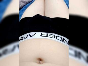 Love-para111 webcam bongacams model stream image