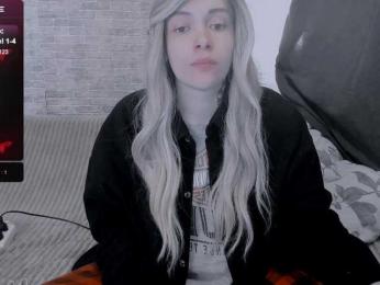your_woman webcam model stream image