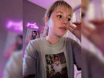 dikidii webcam model stream image