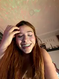 crystal_bunny7 webcam model stream image