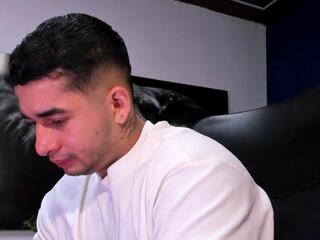 Angel Falconer webcam model stream image