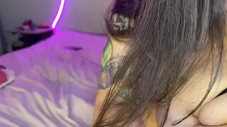 Mizztikaa webcam model stream image