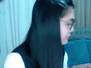 zhaviahale webcam chaturbate model stream image