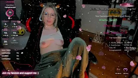 Lisaonthemoon webcam model stream image
