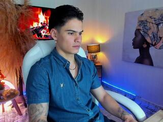 Matt Andersson webcam model stream image
