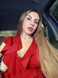 MilfNextDoor20 webcam model stream image