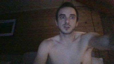 2FrenchsOpen webcam model stream image