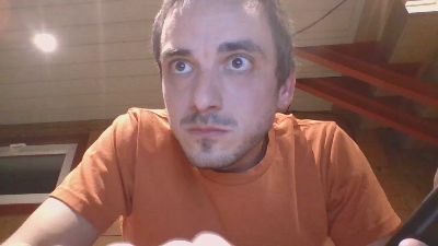 2FrenchsOpen webcam model stream image