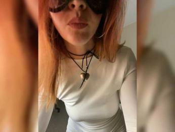 SheisArt webcam model stream image