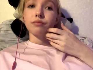 aaliyahking webcam camsoda model stream image