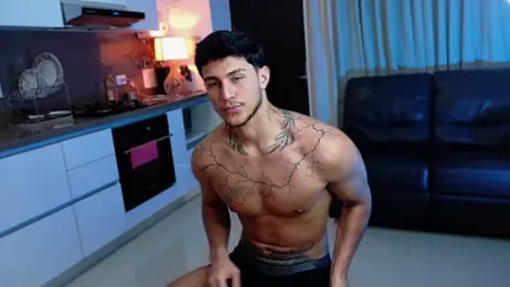 LeoCavalli_ webcam model stream image