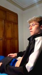 Adam_foxs webcam cam4 model stream image