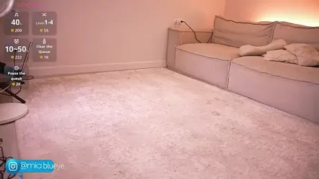 Miablueye webcam model stream image