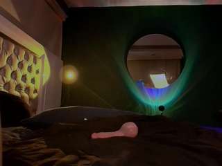 heidicox webcam model stream image