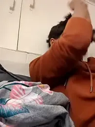 _IRRESISTIBLE_ webcam model stream image