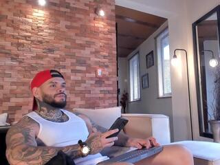 Deklan Grey webcam model stream image
