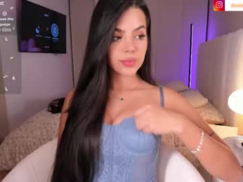 salomee_11 webcam model stream image