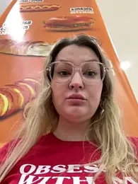 Teya_moon_ webcam model stream image