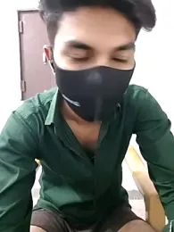 yuviiiisinha789 webcam model stream image