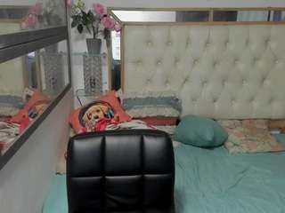 virgin-colombian webcam model stream image