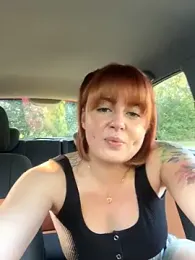 ObviouslyPeachy webcam model stream image