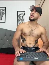 Maximiliano_ford webcam model stream image