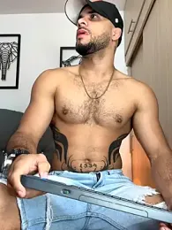Maximiliano_ford webcam model stream image
