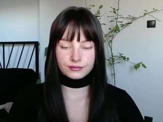 noemilou webcam model stream image