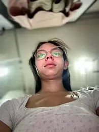 Bonniepark webcam model stream image