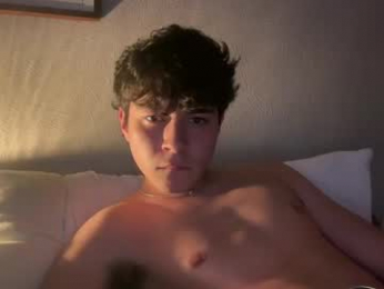 hungc0llegejock webcam model stream image