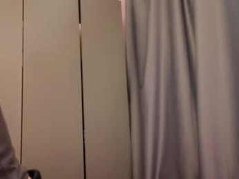 pamilarakestraw webcam model stream image