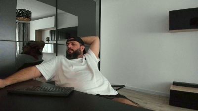DravenPeak webcam model stream image