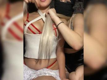 VikaAndMilana webcam model stream image