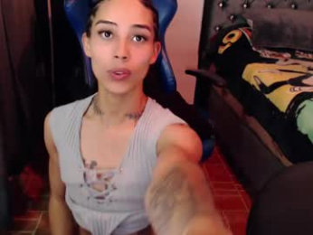 pupi_wolf webcam model stream image