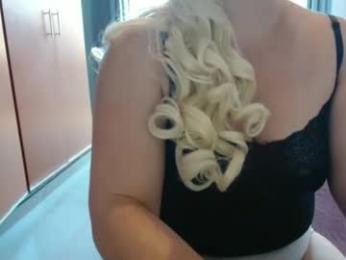 hot_wiffe webcam chaturbate model stream image