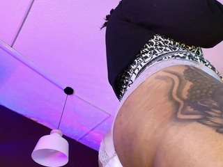 inndra-hot webcam camsoda model stream image
