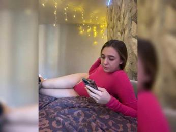 WildLoversOne webcam model stream image