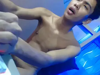 RoyalBlooded_Guy69x webcam model stream image