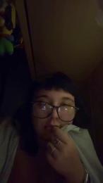 U_p_t_o_i_a webcam model stream image