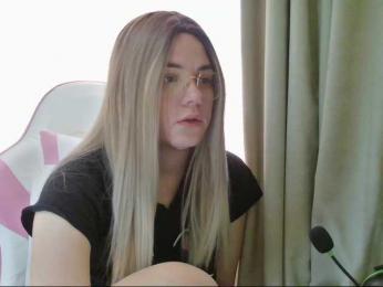 RuthSimp webcam model stream image